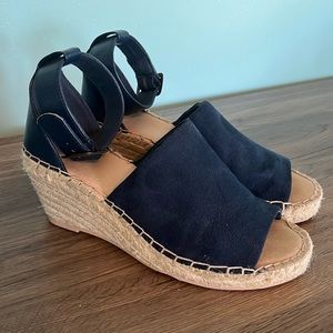 OLD NAVY Wedge Espadrilles, Size 7, Navy Blue.